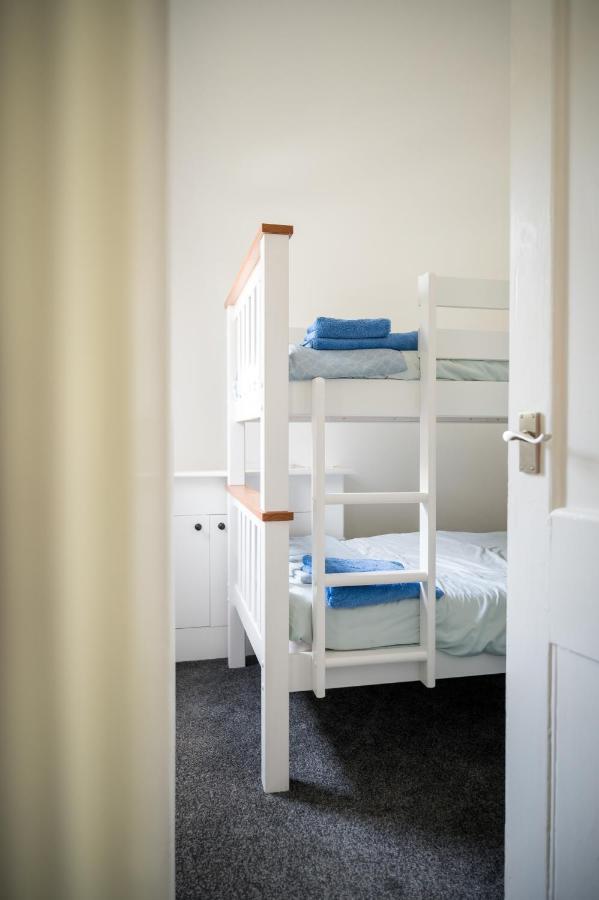 Apartmán Birdsong & Pine: Parking & Garden Worthing Exteriér fotografie